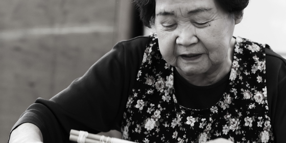 二風谷アイヌ 匠の道 職人 貝澤 雪子さんの紹介ページはこちら
